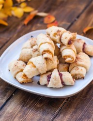 Amazing cookies with apricot jam or your choice of any other filling you can think of