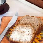 Delicious and fast banana bread recipe, a must have at your breakfast table