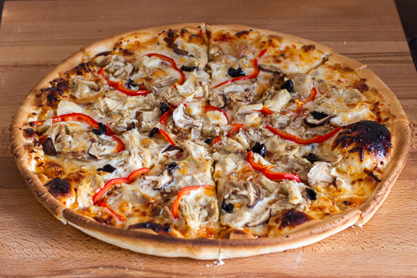Pizza with chicken, red pepper and mushrooms | CookingGlory.com